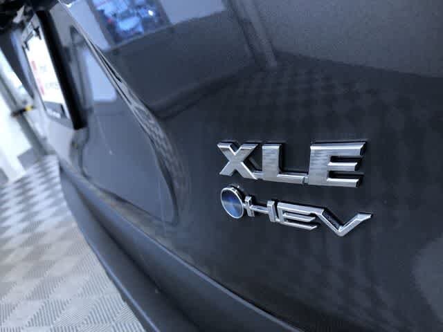 Thumbnail: 2025 Toyota RAV4 - 15