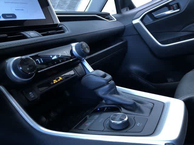 Thumbnail: 2025 Toyota RAV4 - 30