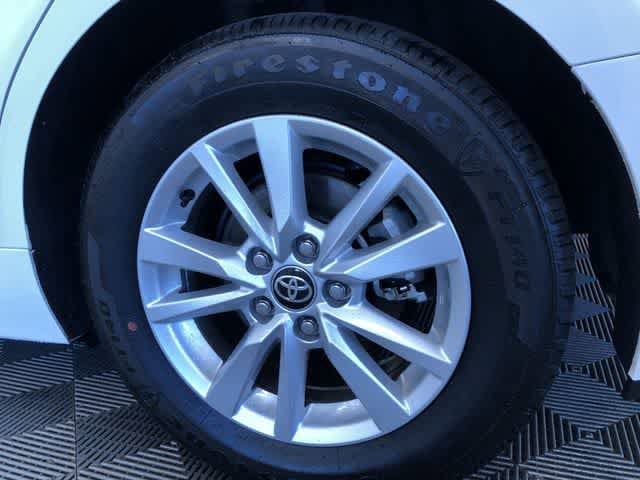 Thumbnail: 2026 Toyota Camry - 16