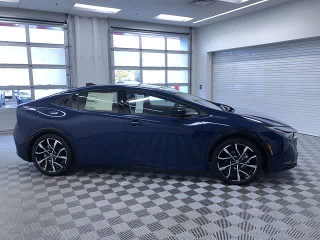 Thumbnail: 2026 Toyota Prius - 27