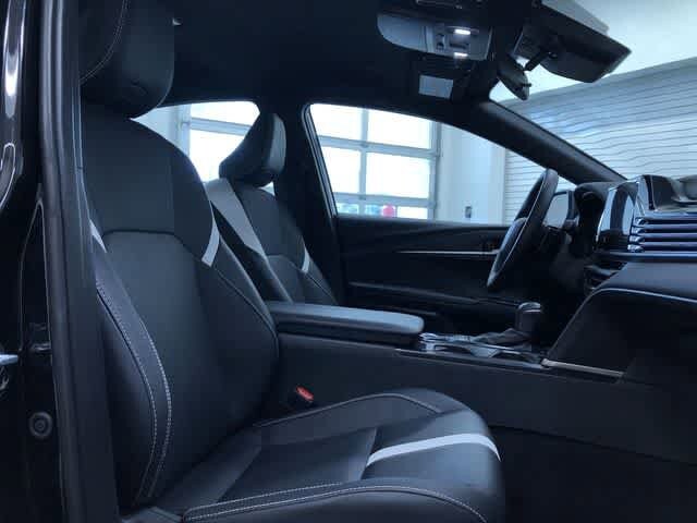 Thumbnail: 2025 Toyota Camry - 24