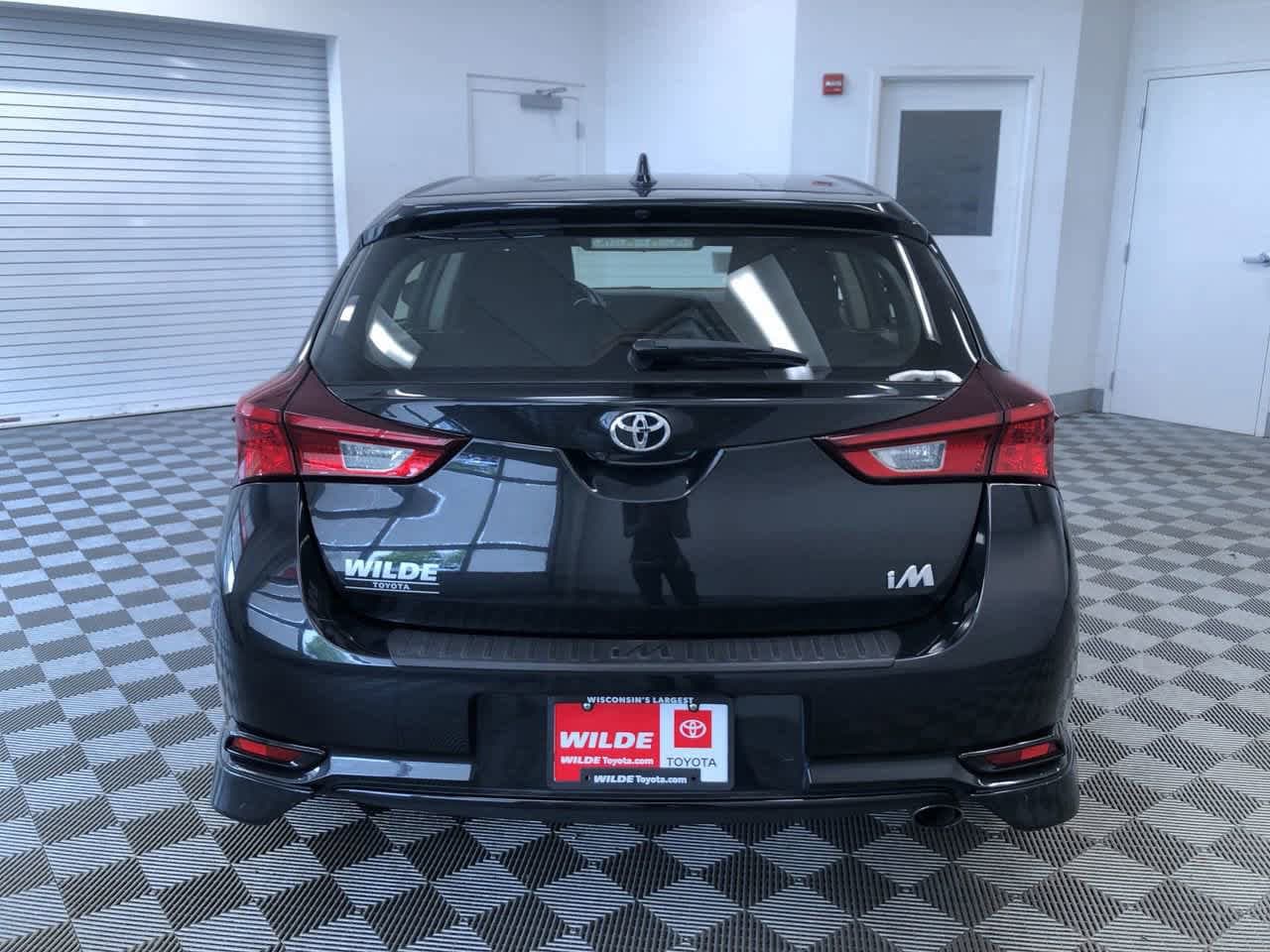 Thumbnail: 2017 Toyota Corolla iM - 13