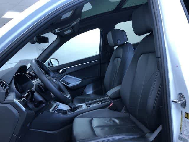 Thumbnail: 2025 Audi Q3 - 18