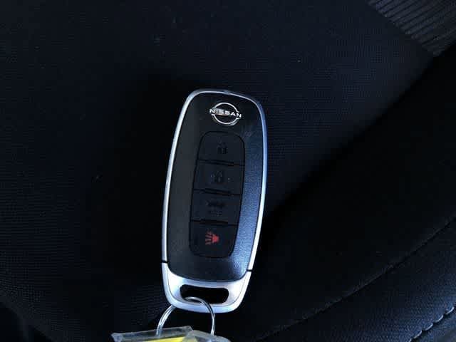 Thumbnail: 2024 Nissan Sentra - 32