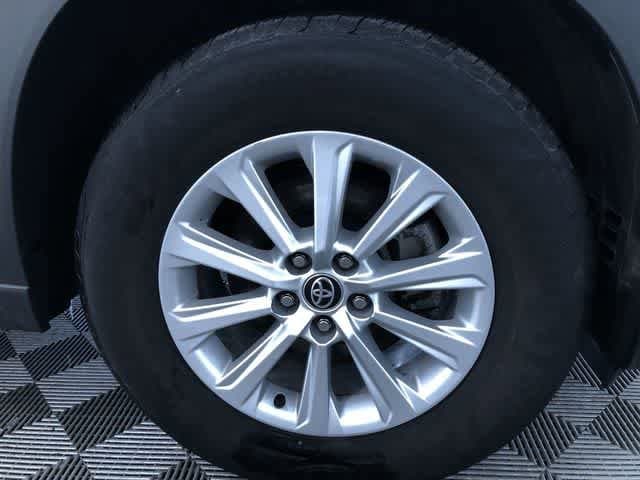 Thumbnail: 2025 Toyota Grand Highlander - 15