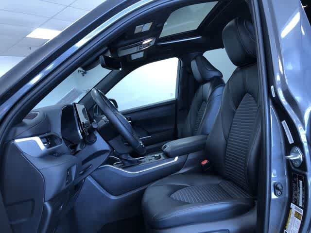 Thumbnail: 2025 Toyota Highlander - 20