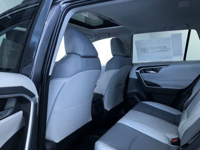 Thumbnail: 2025 Toyota RAV4 - 19