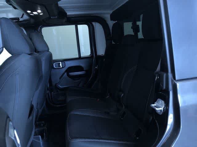 Thumbnail: 2021 Jeep Gladiator - 16