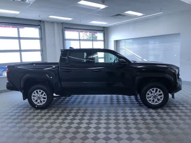 Thumbnail: 2025 Toyota Tacoma - 6