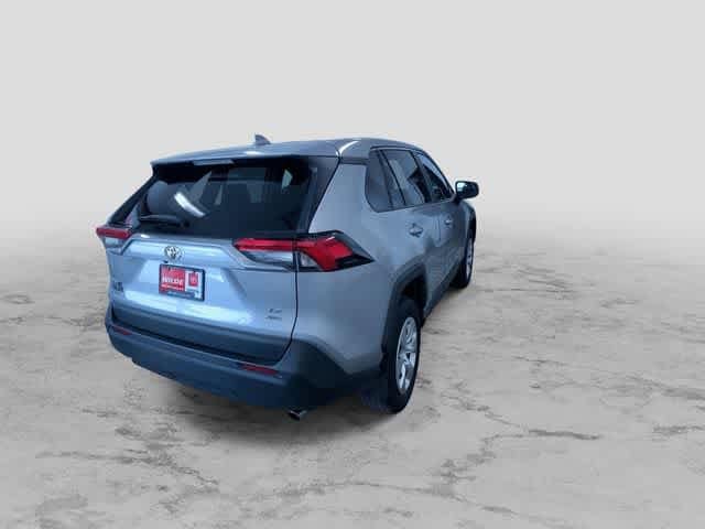 Thumbnail: 2024 Toyota RAV4 - 9