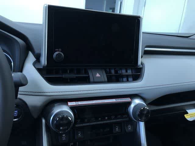 Thumbnail: 2025 Toyota RAV4 - 27