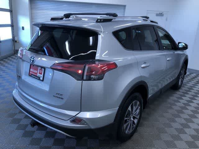 Thumbnail: 2016 Toyota RAV4 - 35
