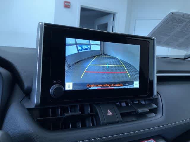 Thumbnail: 2025 Toyota RAV4 - 27