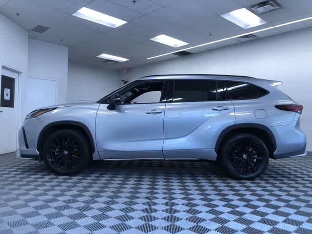 Thumbnail: 2025 Toyota Highlander - 11