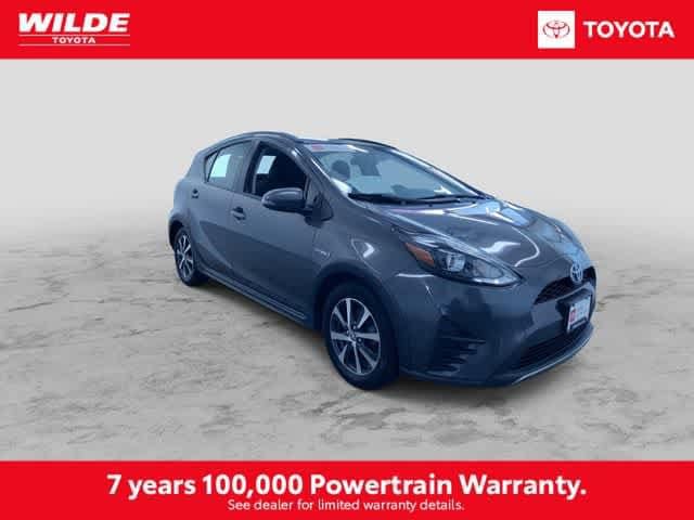 Thumbnail: 2018 Toyota Prius c - 3