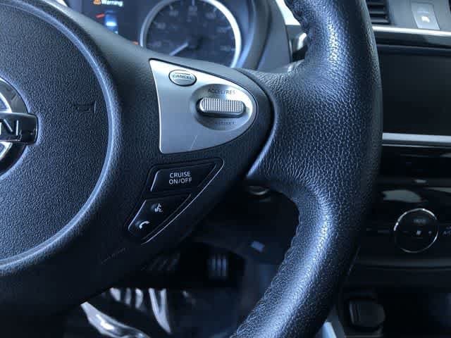 Thumbnail: 2019 Nissan Sentra - 19