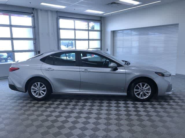 Thumbnail: 2025 Toyota Camry - 27