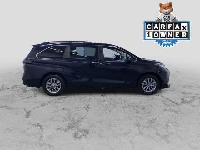 Used 2023 Toyota Sienna XLE with VIN 5TDYRKEC6PS169101 for sale in West Allis, WI