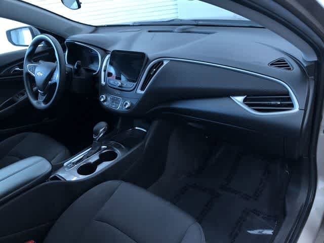 Thumbnail: 2024 Chevrolet Malibu - 24