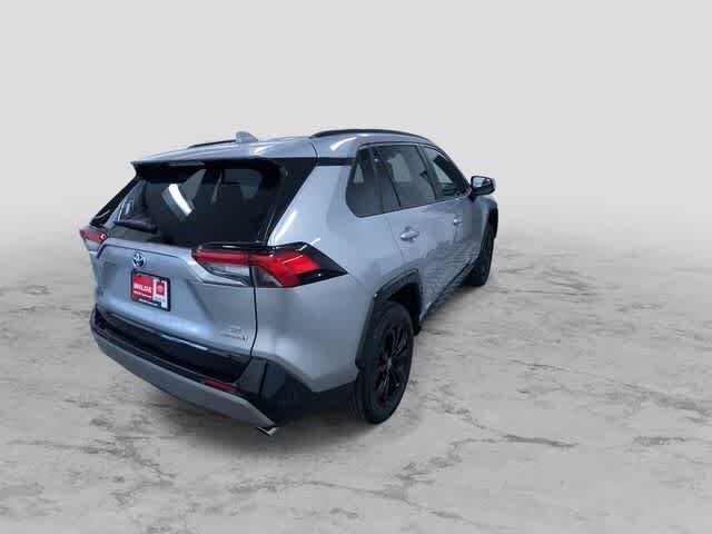 Thumbnail: 2023 Toyota RAV4 - 9