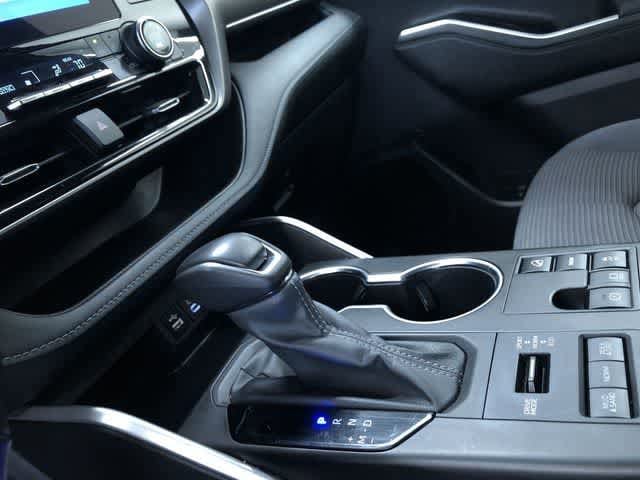 Thumbnail: 2024 Toyota Highlander - 32