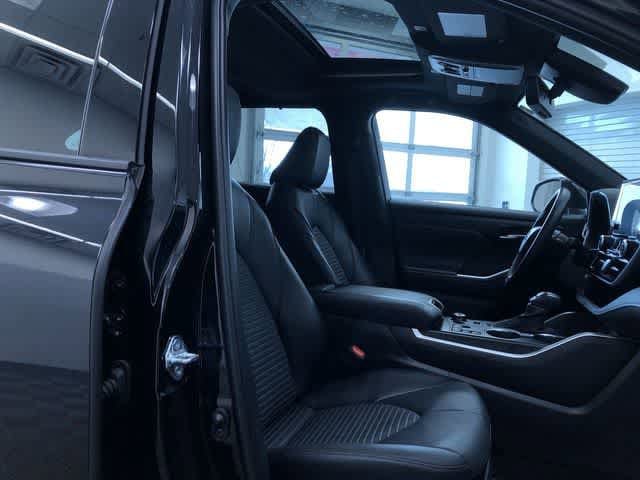 Thumbnail: 2025 Toyota Highlander - 22