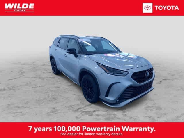 Thumbnail: 2025 Toyota Highlander - 3