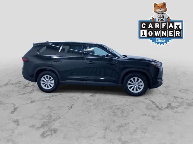 2025 Toyota Grand Highlander XLE photo 2