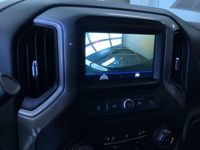 Thumbnail: 2019 Chevrolet Silverado 1500 - 22