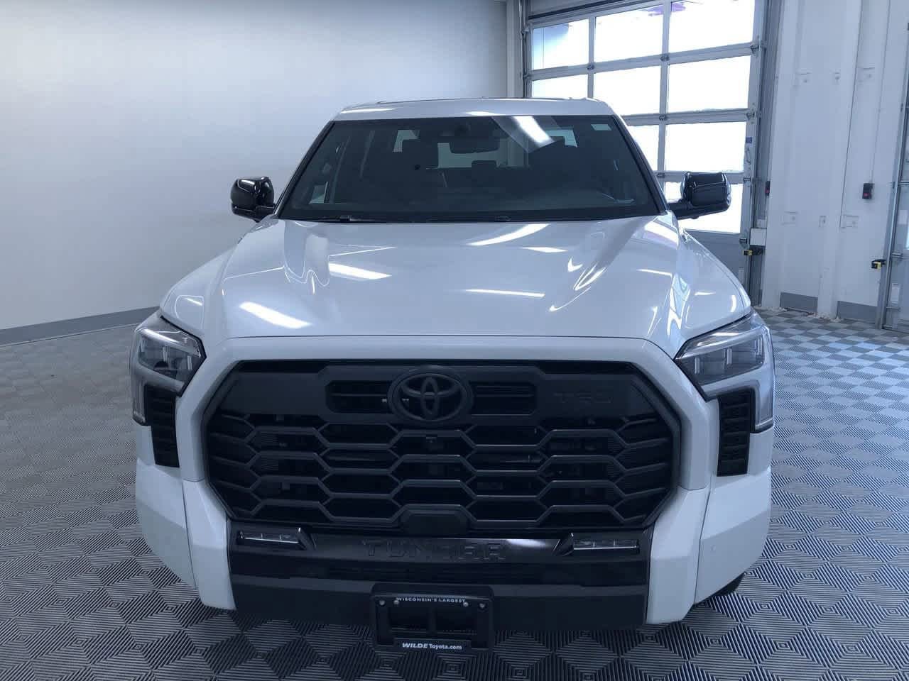 2025 Toyota Tundra Limited 8