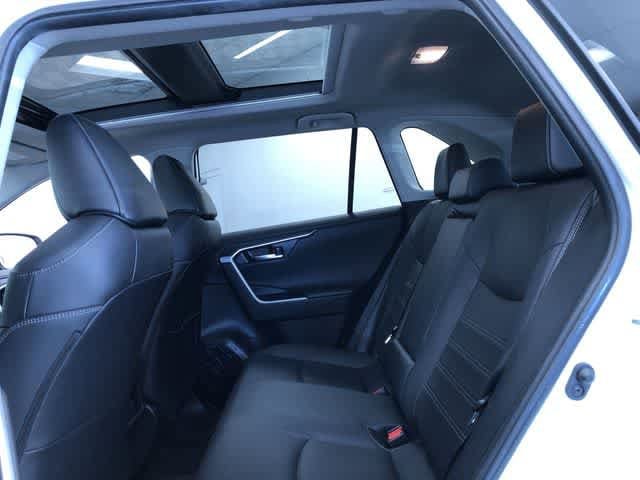 Thumbnail: 2020 Toyota RAV4 - 20