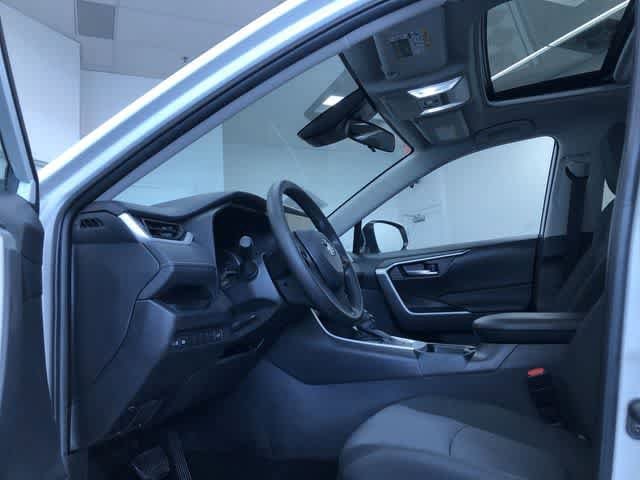 Thumbnail: 2025 Toyota RAV4 - 10