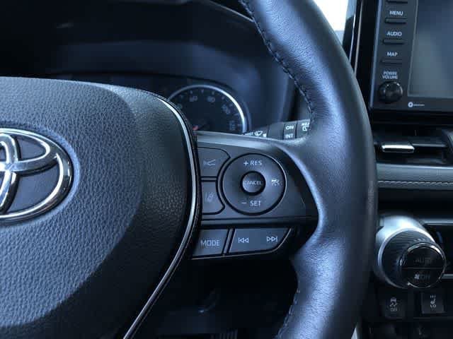 Thumbnail: 2021 Toyota RAV4 - 27