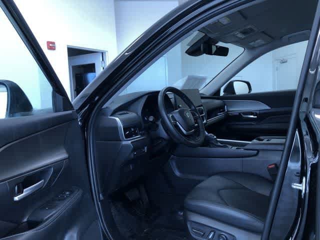 Thumbnail: 2025 Toyota Grand Highlander - 13