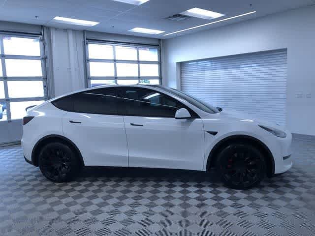Thumbnail: 2021 Tesla Model Y - 32