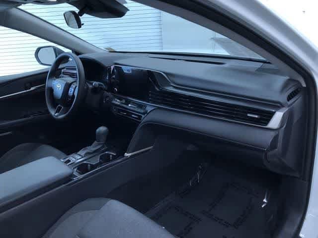 2026 Toyota Camry LE - Photo 23