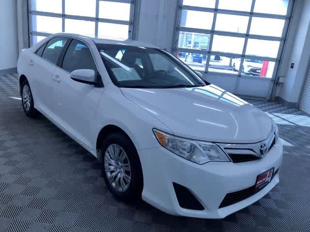 Thumbnail: 2014 Toyota Camry - 34
