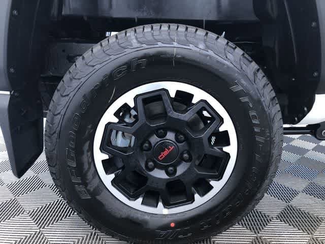 Thumbnail: 2025 Toyota Tacoma - 10