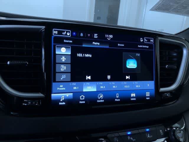 Thumbnail: 2025 Chrysler Pacifica - 29