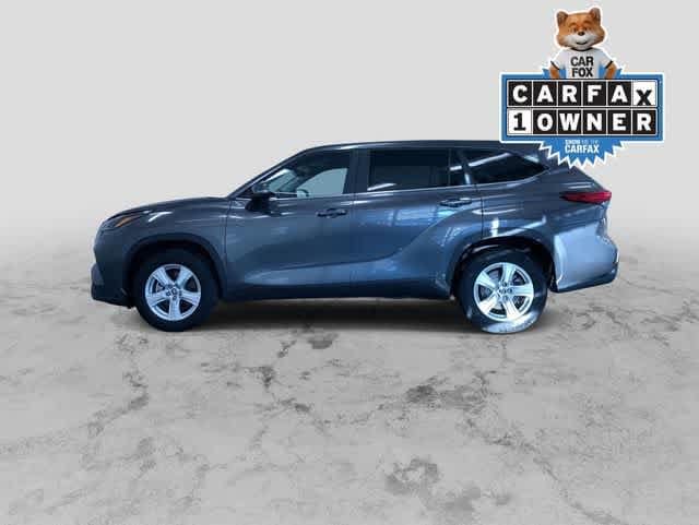 Thumbnail: 2023 Toyota Highlander - 6