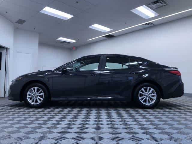 Thumbnail: 2025 Toyota Camry - 11