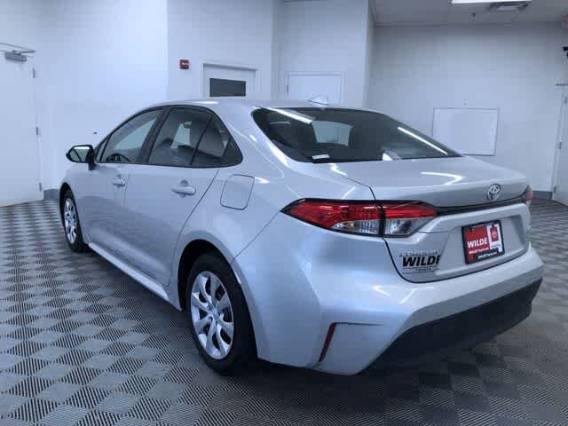 2025 Toyota Corolla LE - Photo 12