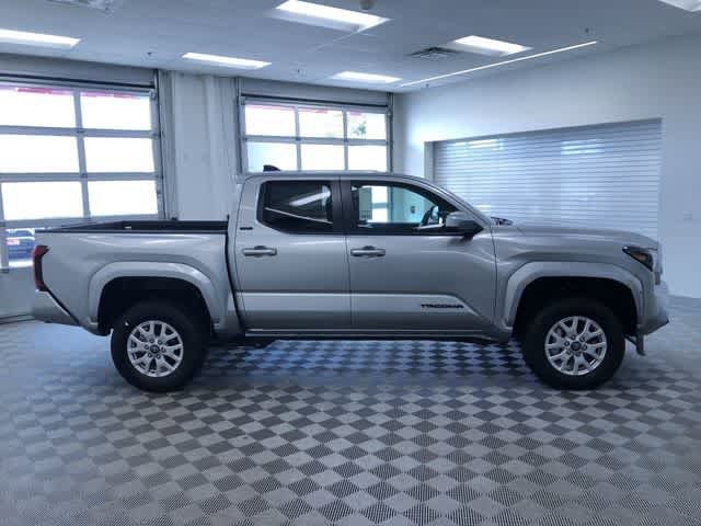 Thumbnail: 2025 Toyota Tacoma - 6