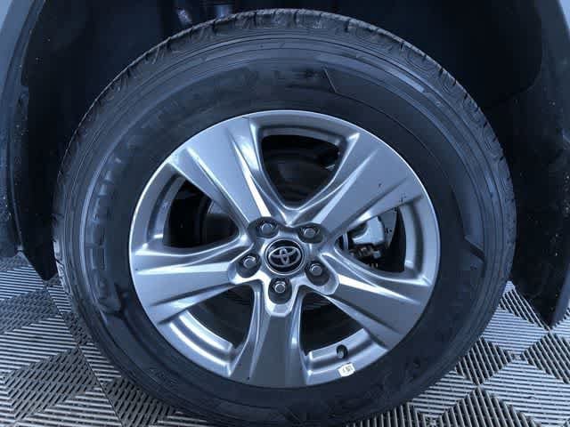 Thumbnail: 2024 Toyota RAV4 - 16