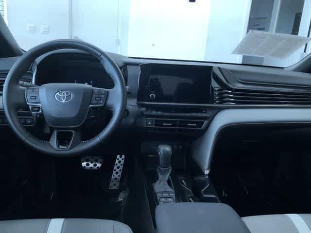 Thumbnail: 2025 Toyota Camry - 10