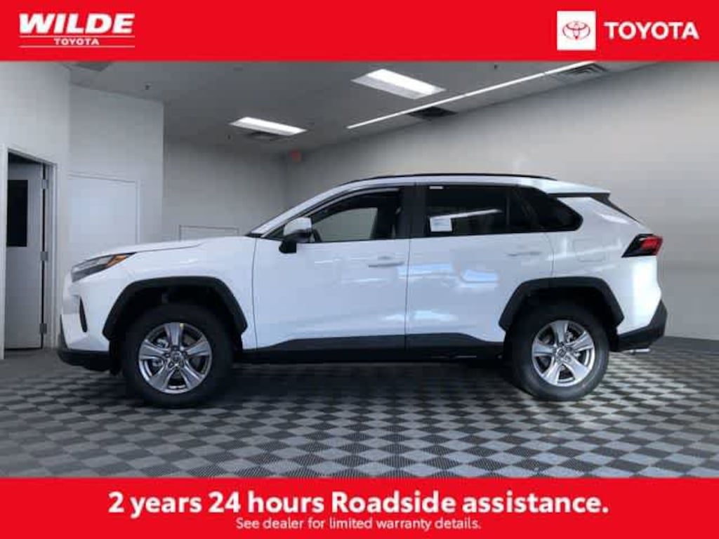 New 2025 Toyota RAV4 XLE XLE AWD SUV