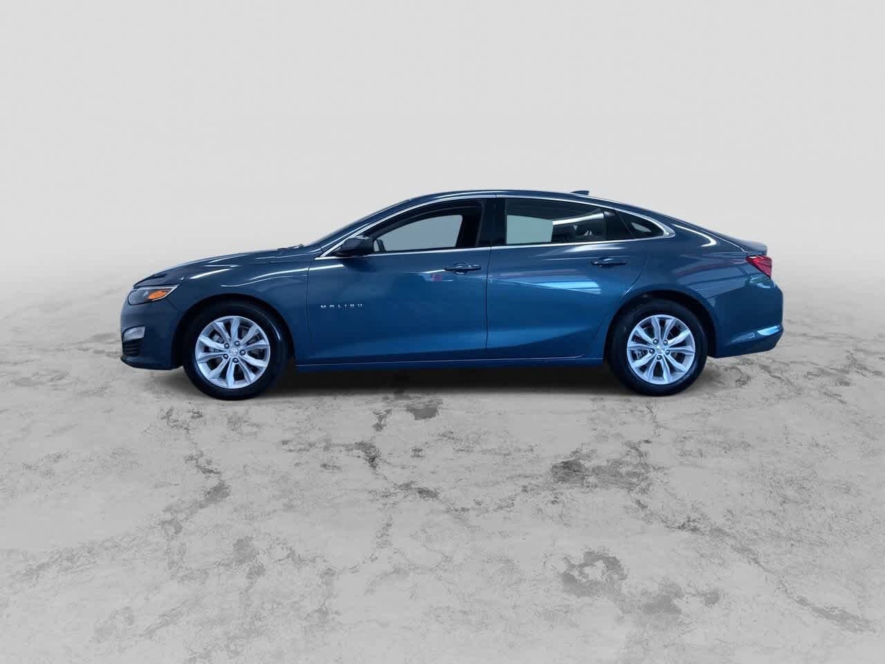 Thumbnail: 2024 Chevrolet Malibu - 6