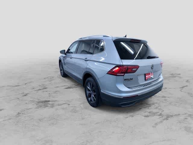 Thumbnail: 2022 Volkswagen Tiguan - 7