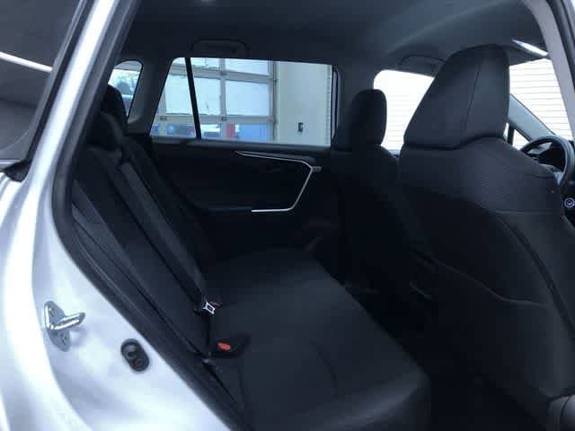 Thumbnail: 2025 Toyota RAV4 - 21