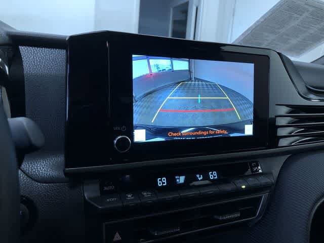 Thumbnail: 2025 Toyota Camry - 28